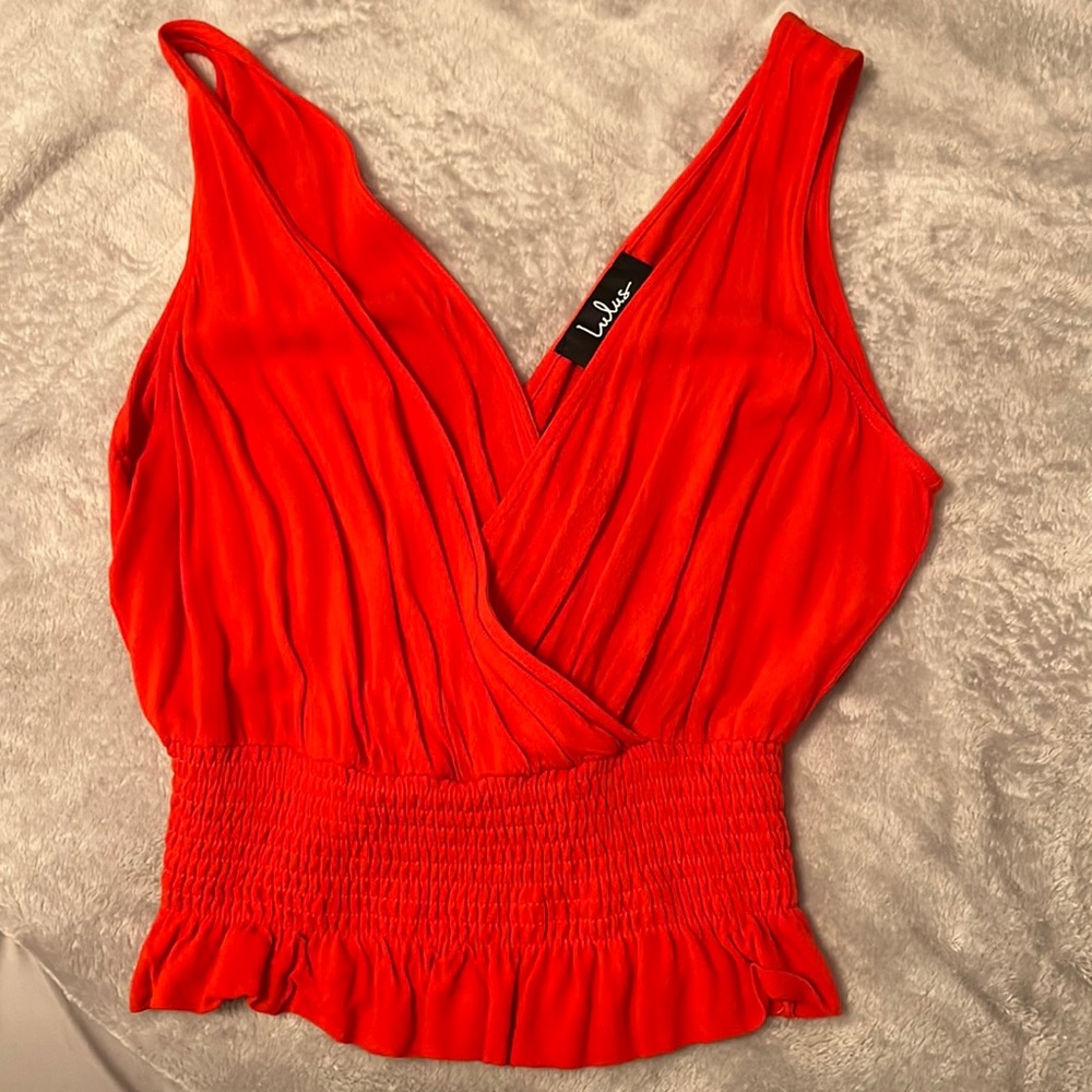 RED V-NECK TANK